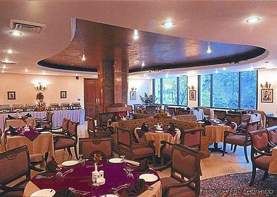 Quality Inn Himdev Shimla 3*,  India