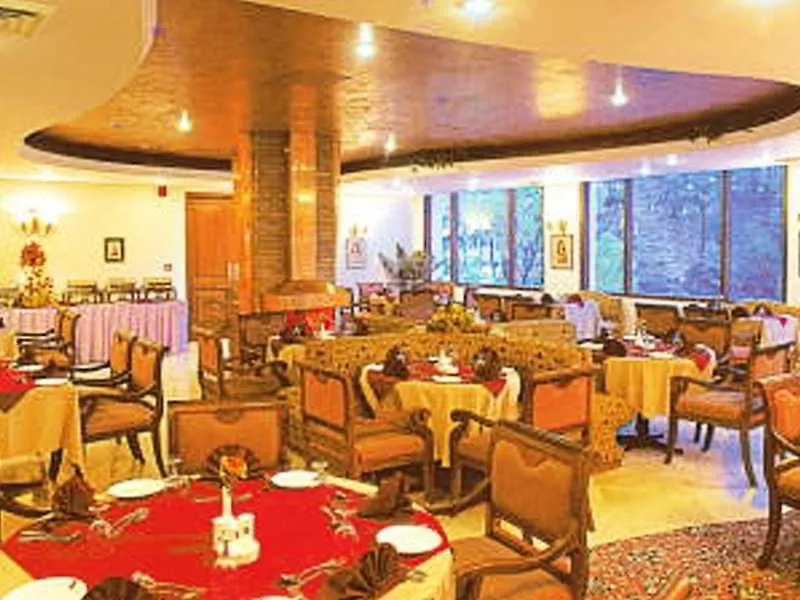 Quality Inn Himdev Shimla 3*,